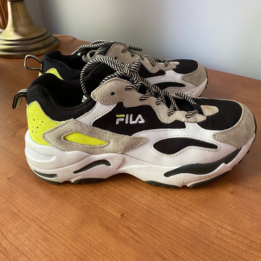 Fila shoes - Picture 5 of 6